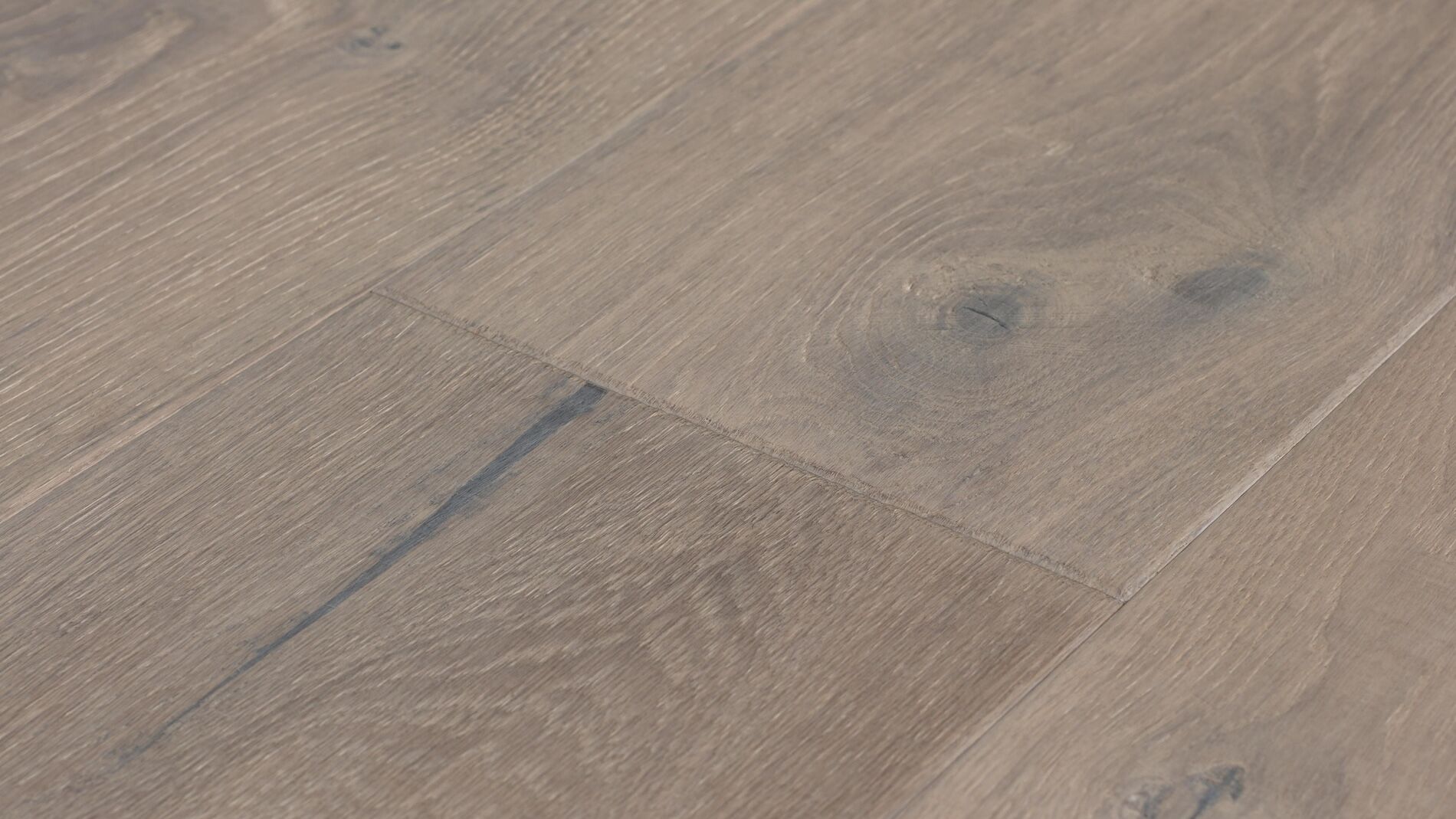 Brushed Oak Courtside